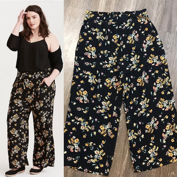 torrid Pants - Torrid Floral Wide Leg Flowy Black Pants